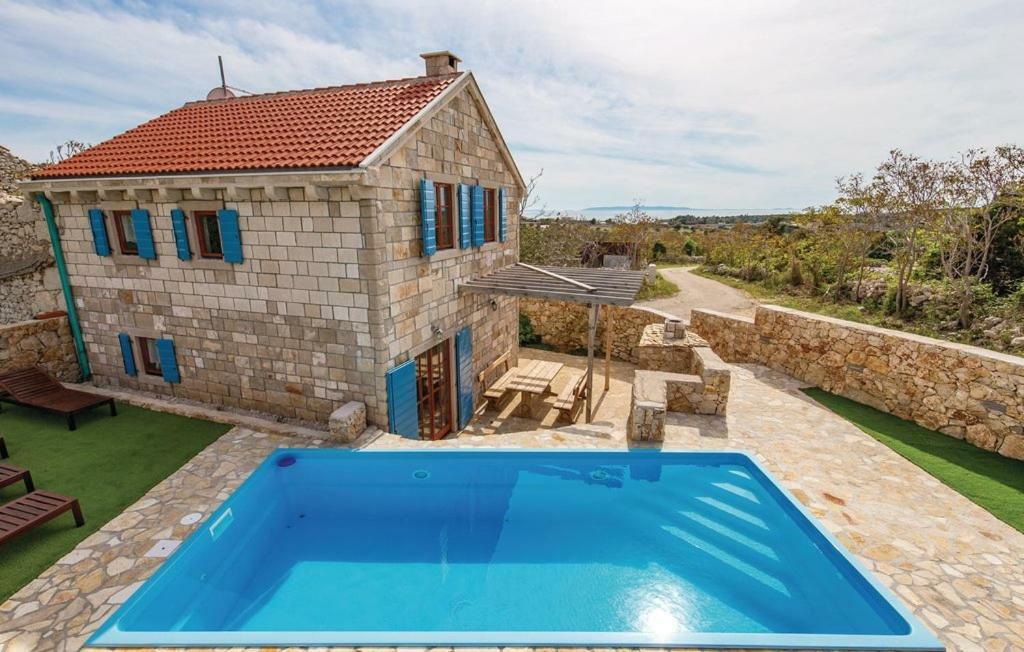 נובליה Mala Villa- Private Heated Pool מראה חיצוני תמונה